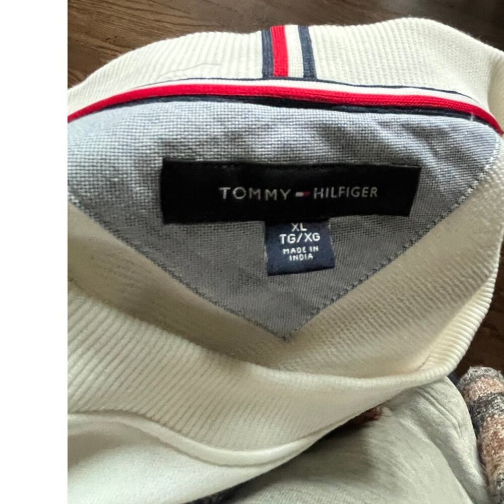 Tommy Hilfiger Mens XLT Vibrant Bright White Excellent Condition - Picture 5 of 7